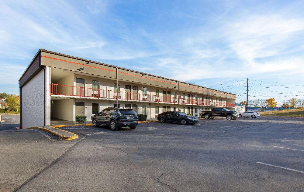 Super 8 by Wyndham Kingsport